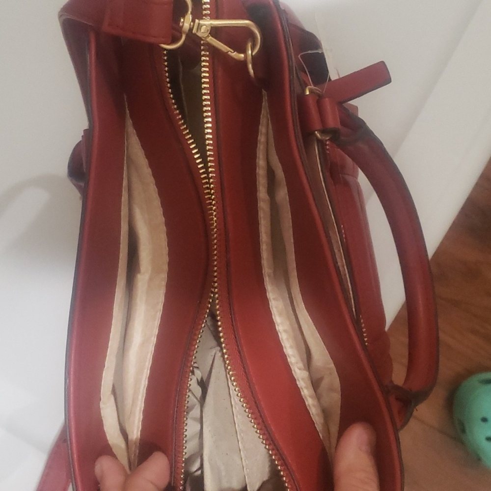 Purse - Picture 2 of 2